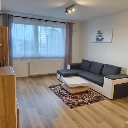 Bright New Build With Garage, Great View Apartmán Bratislava