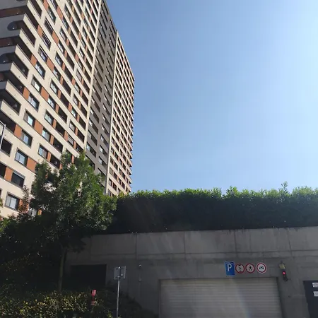 Bright New Build With Garage, Great View Daire