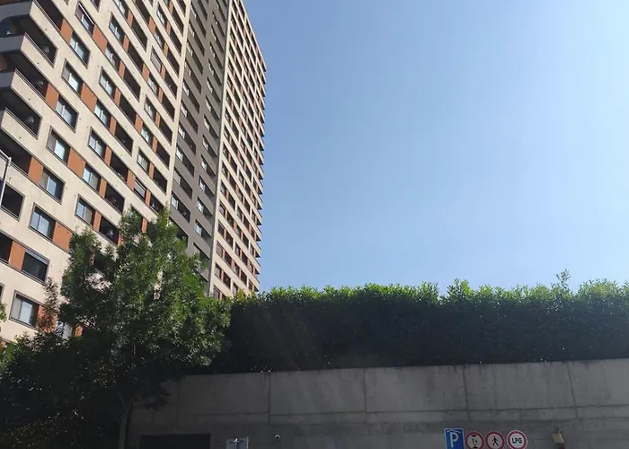 Bright New Build With Garage, Great View Appartement